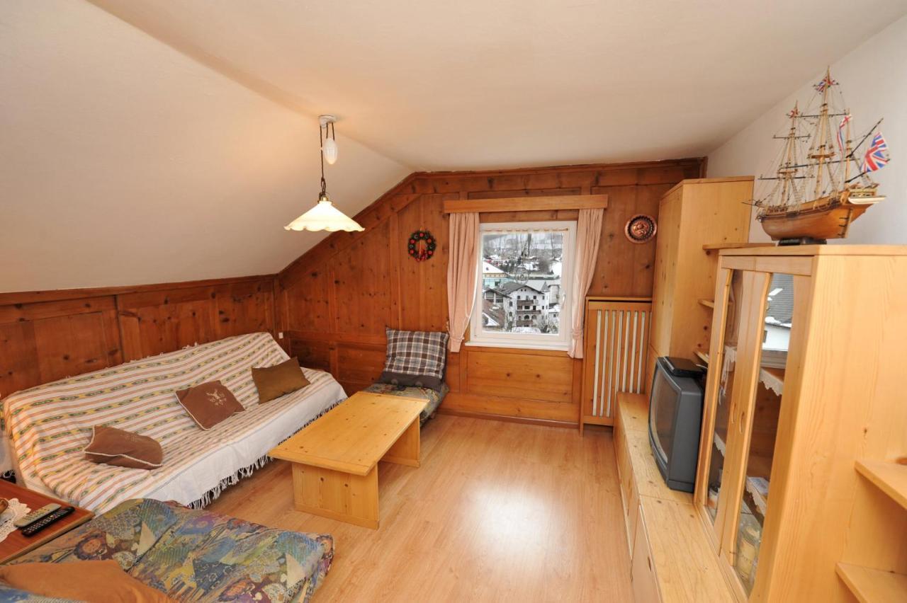 Apartments Smidl Urtijëi Dış mekan fotoğraf
