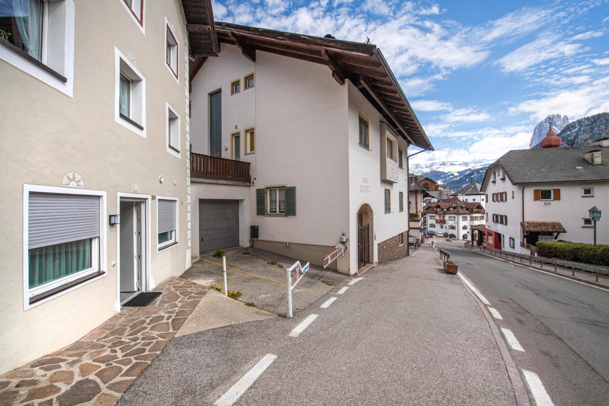 Apartments Smidl Urtijëi Dış mekan fotoğraf