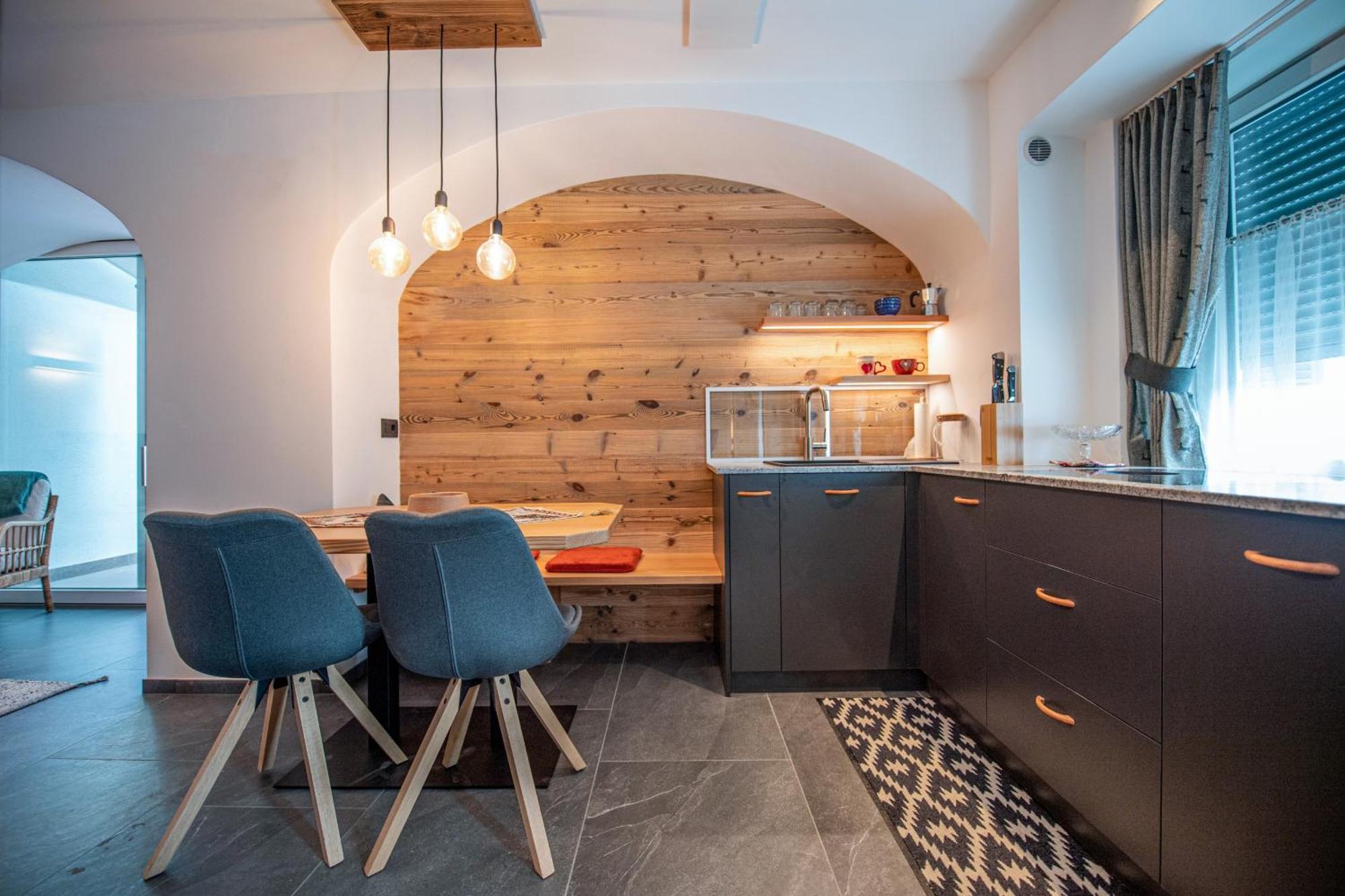 Apartments Smidl Urtijëi Dış mekan fotoğraf