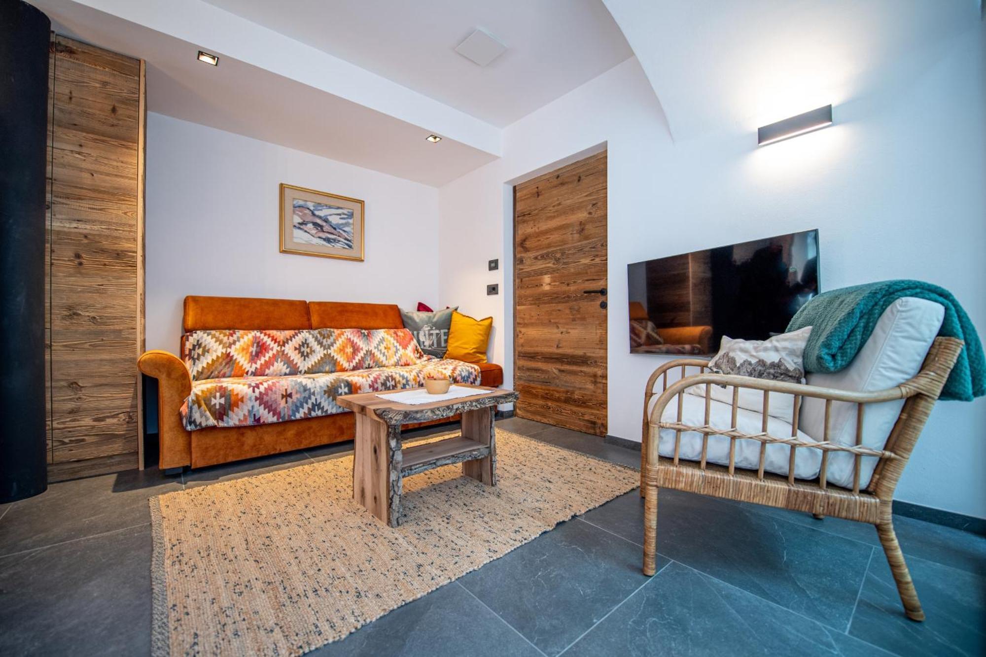 Apartments Smidl Urtijëi Dış mekan fotoğraf