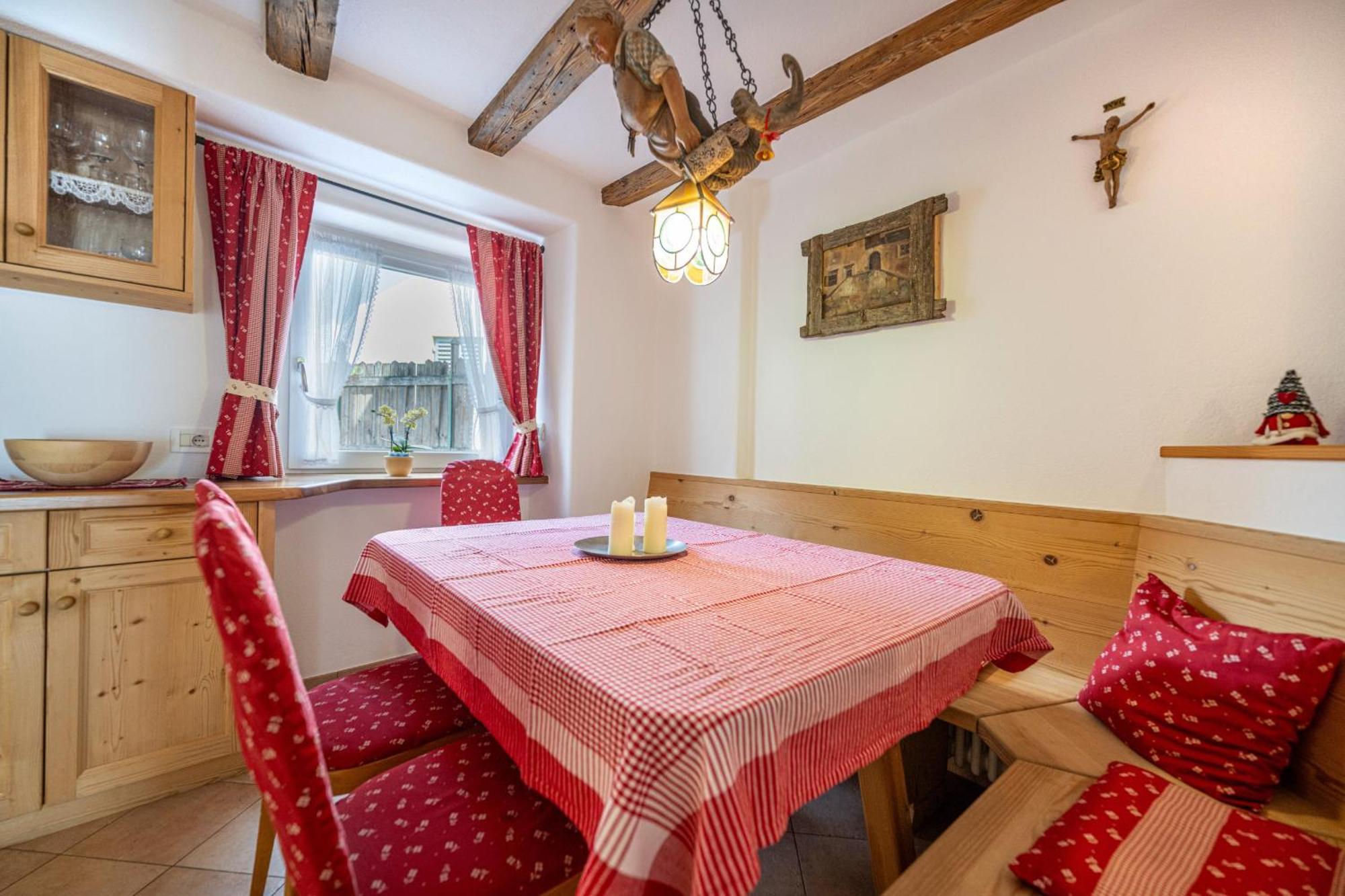 Apartments Smidl Urtijëi Dış mekan fotoğraf