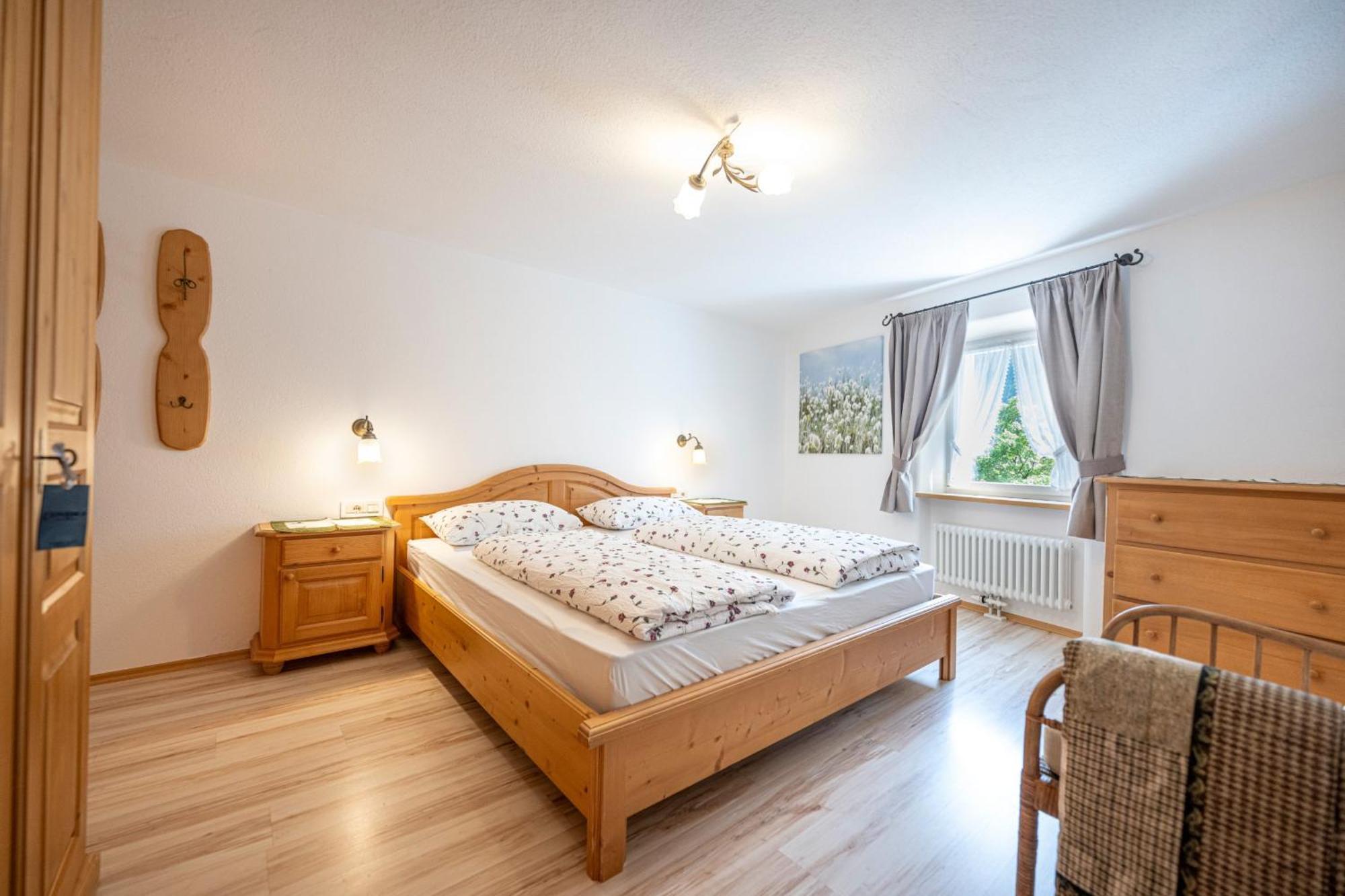 Apartments Smidl Urtijëi Dış mekan fotoğraf