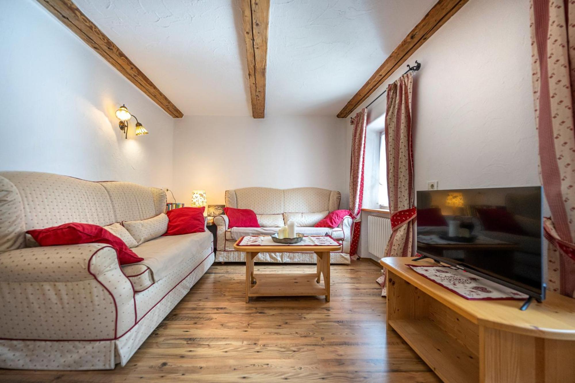 Apartments Smidl Urtijëi Dış mekan fotoğraf